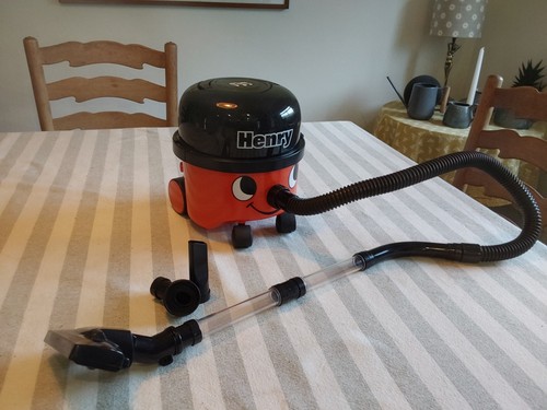 Henry hoover toy vacuum - henry,