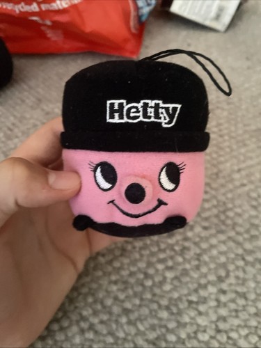 Hetty the hoover plush - plush,